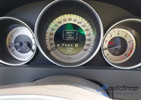 2012 Mercedes-Benz C 250 Sport z USA, uszkodzony, nr VIN WDDGF4HBXCR212565